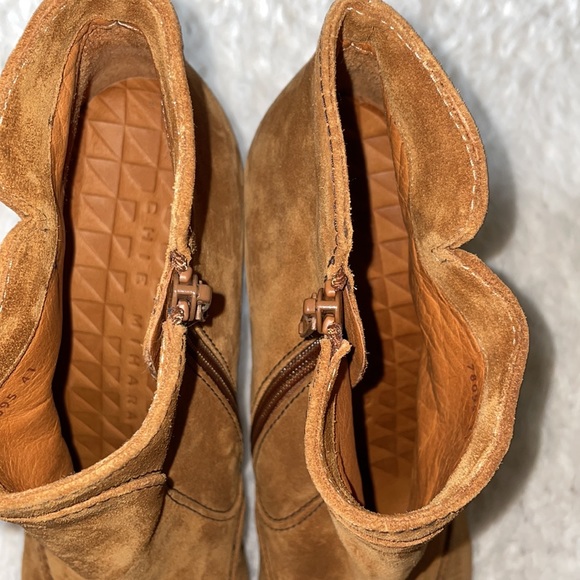 Chie Mihara suede heeled booties cognac tan brown luxury - Picture 10 of 16